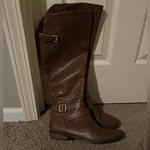 Brown Boots Size 8